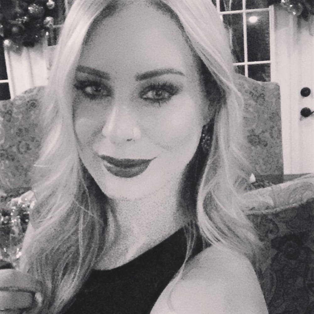 Meet your Posher, Laura